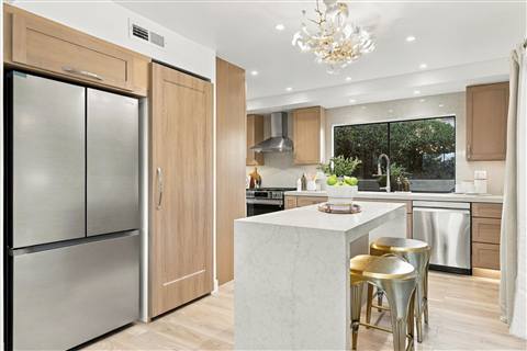 Kitchen · dining connection